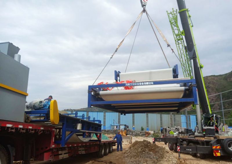 靈(ling)寶(bao)汚(wu)泥脫水