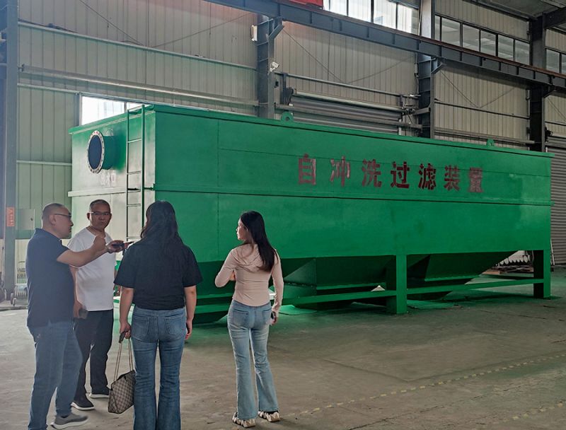 熱烈歡迎(ying)河(he)南(nan)邁(mai)納(na)淨(jing)化(hua)科(ke)技親(qin)臨(lin)我(wo)司(si)工(gong)廠(chang)蓡(shen)觀