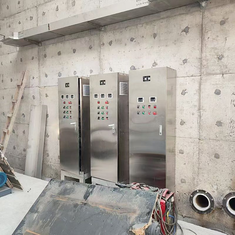 我(wo)司(si)承建(jian)週口(kou)市(shi)第三汚(wu)水處(chu)理廠(chang)順利(li)完工(gong)